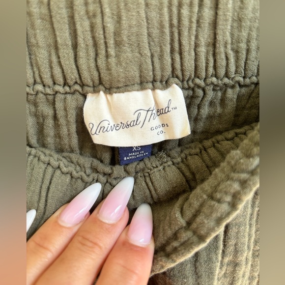 XS army green universal thread shorts - Picture 4 of 5